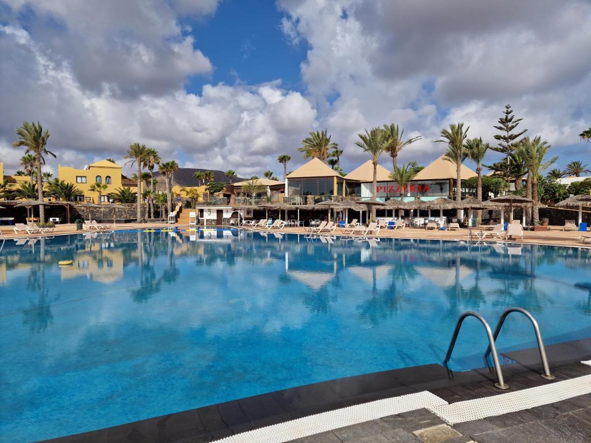 코라레호 Casa Mari Y Jose Con Grandes Piscinas Y Wifi Gratis 아파트 외부 사진