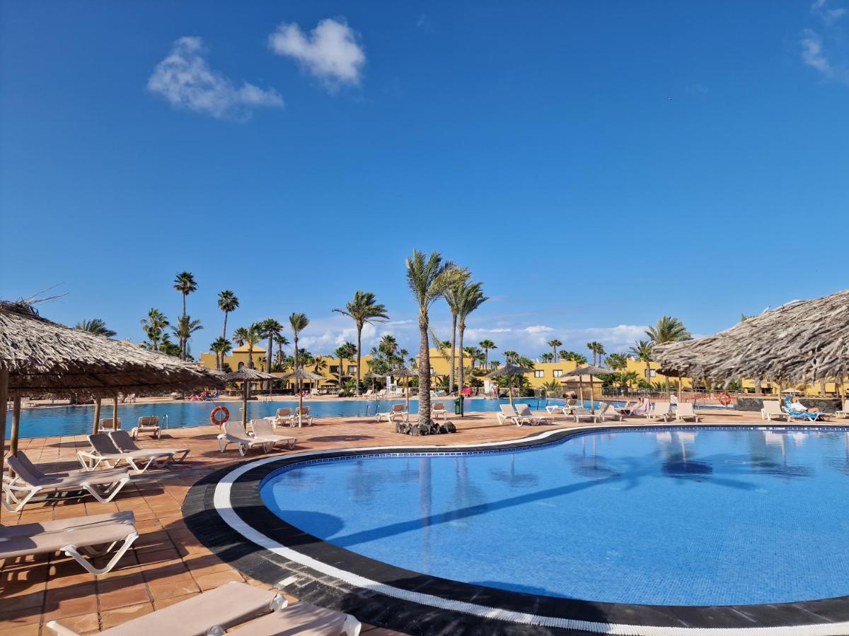 코라레호 Casa Mari Y Jose Con Grandes Piscinas Y Wifi Gratis 아파트 외부 사진